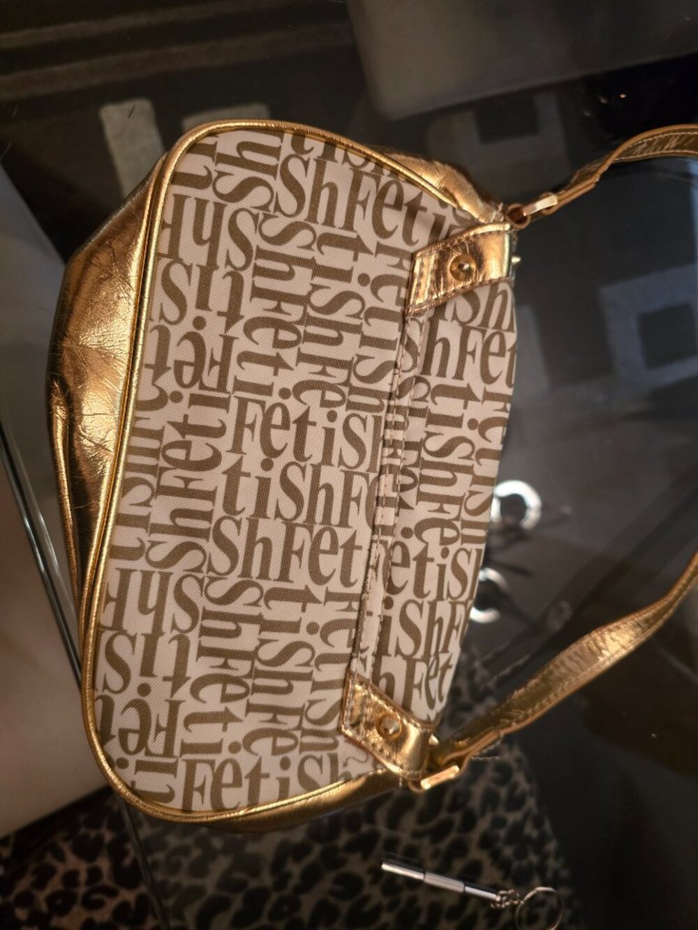 Fetish handbag - Picture 2 of 3
